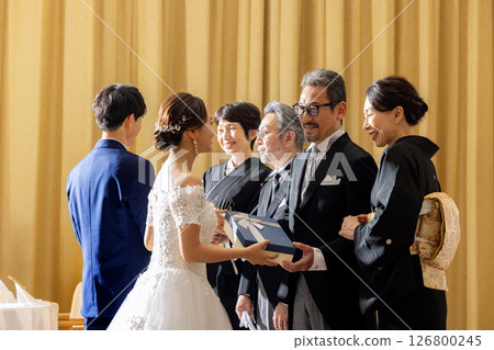 Thank you gift from the bride and groom to their parents Thank you gift from the bride and groom to their parents 126800245