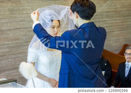 揭開面紗－婚禮儀式 126800266