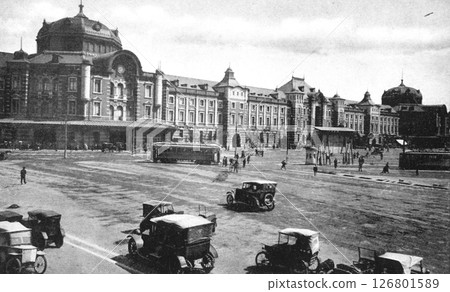Old photo, 1918-1933, Marunouchi exit of Tokyo Station Old photo, 1918-1933, Marunouchi exit of Tokyo Station 126801589