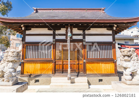 Mikage Itsukushima Shrine (constructed during the Genroku period of the Edo period) - worship hall, Mikage, Higashinada Ward, Kobe City Mikage Itsukushima Shrine (constructed during the Genroku period of the Edo period) - worship hall, Mikage, Higashinada Ward, Kobe City 126802181