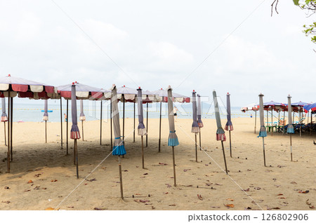 清晨的芭堤雅喬木提恩海灘 126802906