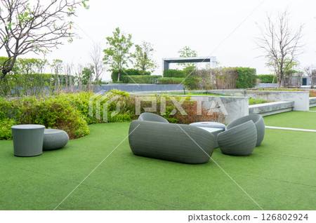 Roof top greening 126802924