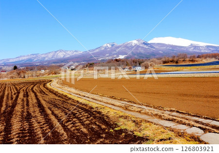 Snow-capped Mt. Asama in March Mountains of Shinshu Scenery of Shinshu Snow-capped Mt. Asama in March Mountains of Shinshu Scenery of Shinshu 126803921