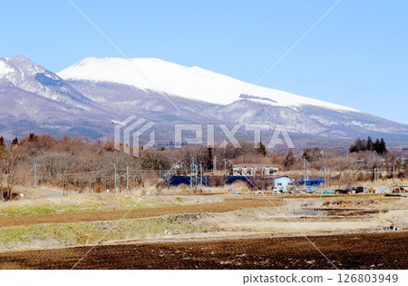 Snow-capped Mt. Asama in March Mountains of Shinshu Scenery of Shinshu Snow-capped Mt. Asama in March Mountains of Shinshu Scenery of Shinshu 126803949