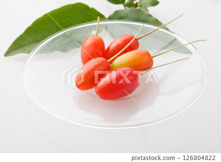 Gummi fruit on white background 126804822