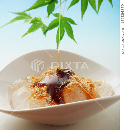 Warabimochi  126804879