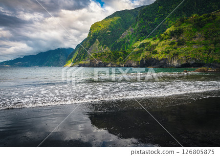 Stunning beach view with black sand, Seixal, Madeira Island 126805875