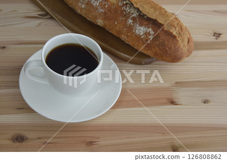 咖啡與法國麵包 - 咖啡場景 126808862