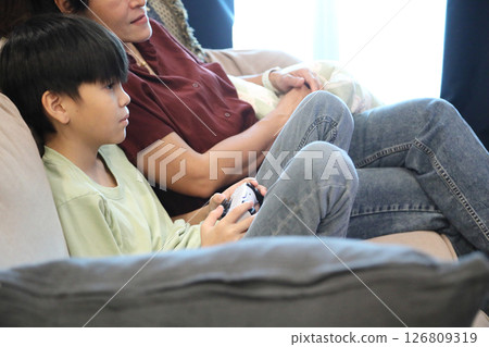 Family Moment 126809319