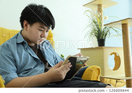 Teeager with Technology Teeager with Technology 126809844