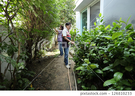 Senior in Nature Senior in Nature 126810233