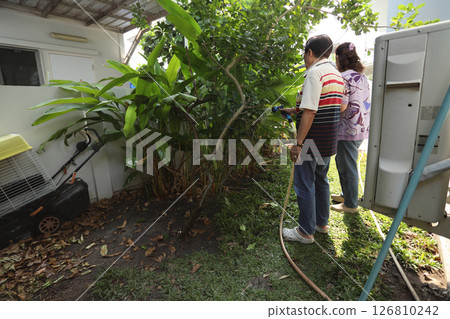 Senior in Nature 126810242