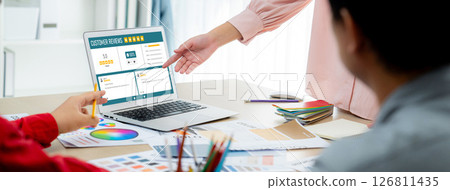 Customer experience and review analysis by brisk computer software Customer experience and review analysis by brisk computer software 126811435