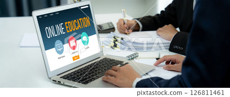 E-learning website with brisk sofware for student to study on the internet E-learning website with brisk sofware for student to study on the internet 126811461