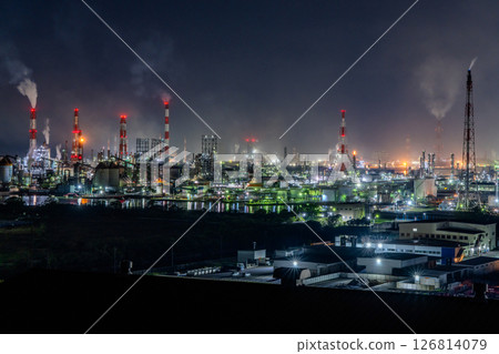 《岡山縣》水島石油化學聯合企業及工廠夜景 126814079
