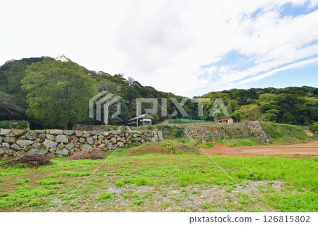 Yonago Castle Ruins 126815802