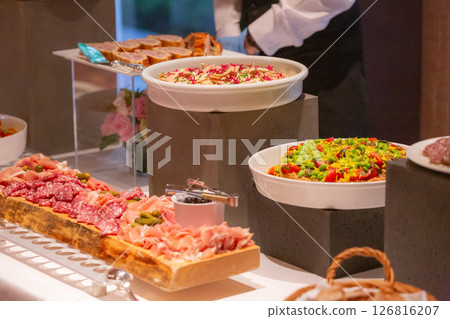 [Japan] Buffet-style Western food lined up at a party venue in Shibuya, Tokyo 126816207