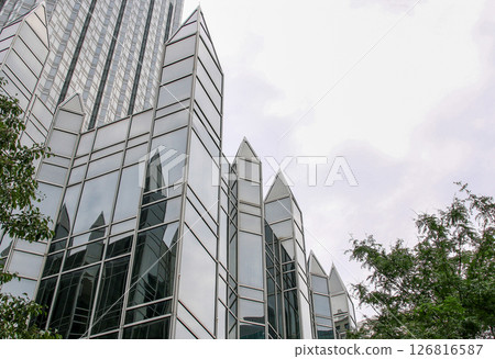 Contemporary Design With Sharp Glass Angles in the City of Pittsburgh Contemporary Design With Sharp Glass Angles in the City of Pittsburgh 126816587