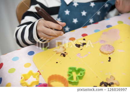 A child 126816997