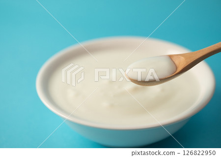 優格圖片(庫存照片) 優格圖片(庫存照片) 126822950