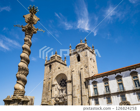 Stunning view of city pillory and facade of the Porto Cathedral, Portugal 126824258