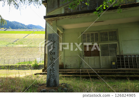 Gymnasium at the former Mikobata Elementary School in Asago City, Hyogo Prefecture 126824905