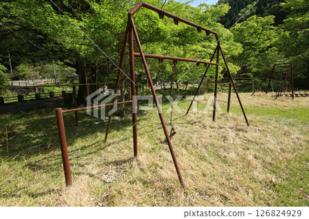 Rusted playground equipment 126824929