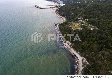 Amazing coastline Amazing coastline 126824962