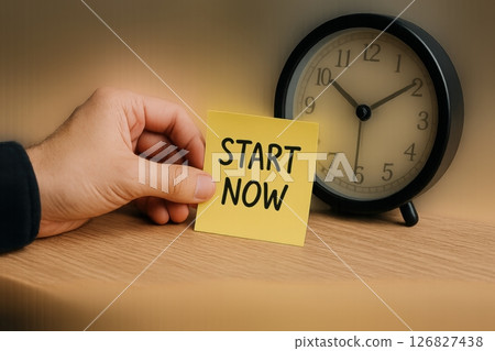 Motivational Message with Clock: Start Now for Success 126827438