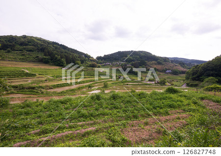 日本岡山縣三崎町大川西梯田的美麗風景 日本岡山縣三崎町大川西梯田的美麗風景 126827748