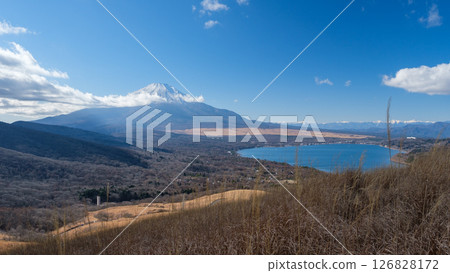 [山梨縣] 從鐵板山頂眺望富士山 126828172