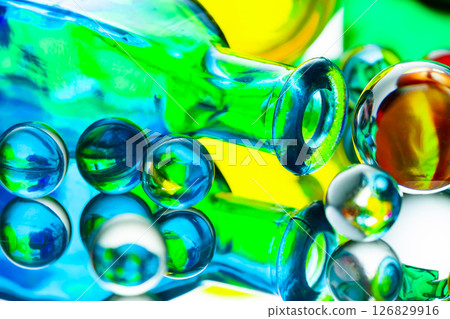 Many marbles 126829916