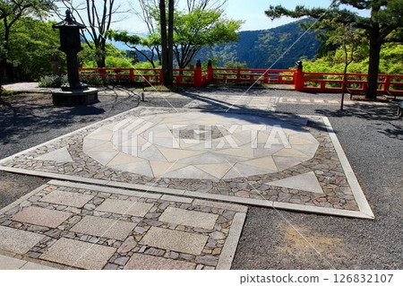 Cosmic energy pours down to protect the capital of Kyoto from evil spirits... Kurama Temple's "Kongo Shoko" Cosmic energy pours down to protect the capital of Kyoto from evil spirits... Kurama Temple's "Kongo Shoko" 126832107