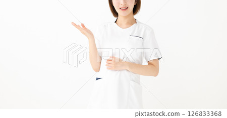 A woman in a white coat, waving her hand, recommended 126833368
