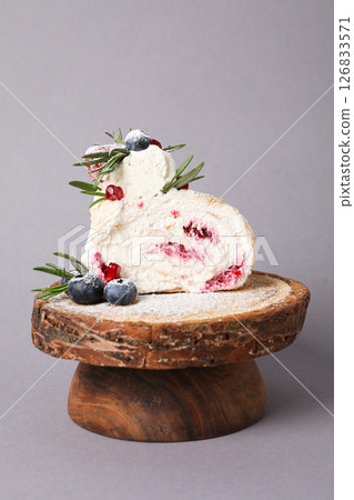 Meringue roll, concept of tasty and delicious food Meringue roll, concept of tasty and delicious food 126833571