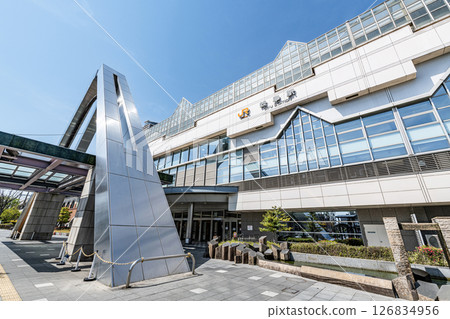 岐阜縣岐阜市:晴天時,JR岐阜站(中央南口) 岐阜縣岐阜市:晴天時,JR岐阜站(中央南口) 126834956