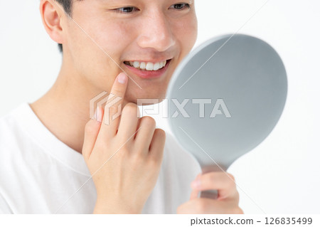男性牙周病預防 126835499