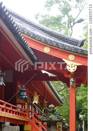石清水八幡宮的紅色神社建築 石清水八幡宮的紅色神社建築 126835713
