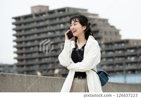 你好嗎？ 126837223