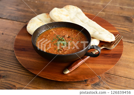 Keema咖哩和Nan Keema咖哩和Nan 126839456