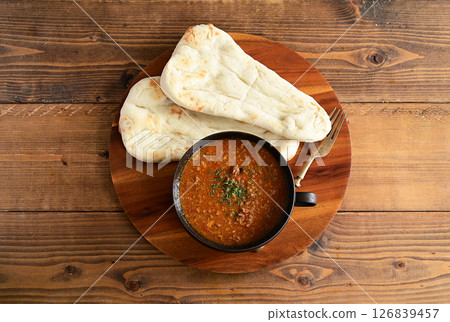 Keema咖哩和Nan Keema咖哩和Nan 126839457