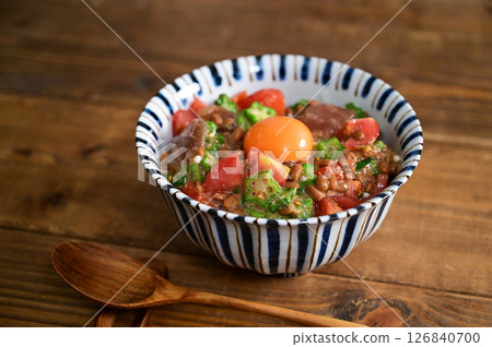 Natto, okra, tomato and sticky rice bowl 126840700