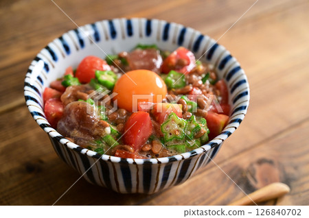 納豆秋葵番茄糯米飯碗 納豆秋葵番茄糯米飯碗 126840702