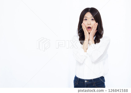 驚訝的女人 126841588