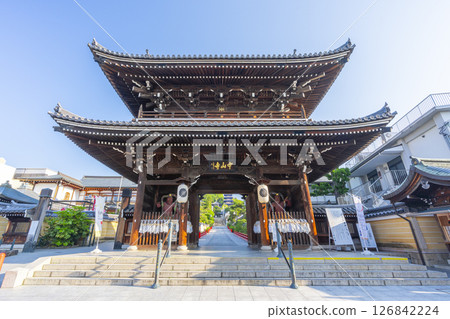 Nakayama-dera Temple Gate (Takarazuka City, Hyogo Prefecture) Nakayama-dera Temple Gate (Takarazuka City, Hyogo Prefecture) 126842224