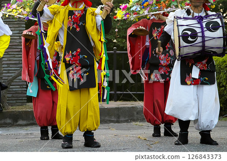 Costumes of Daidengaku 126843373