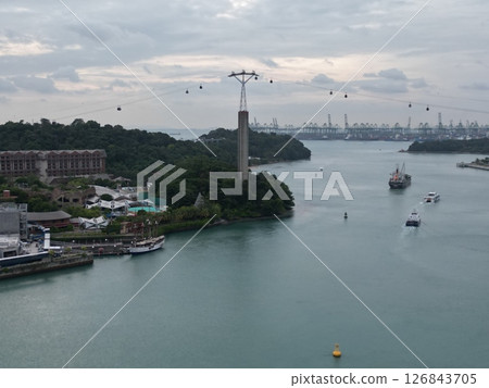 Aerial view of the cable cars connecting the islands of Singapore Harbour Aerial view of the cable cars connecting the islands of Singapore Harbour 126843705