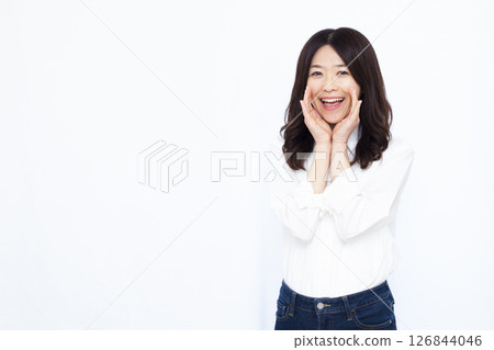 女人打電話 126844046