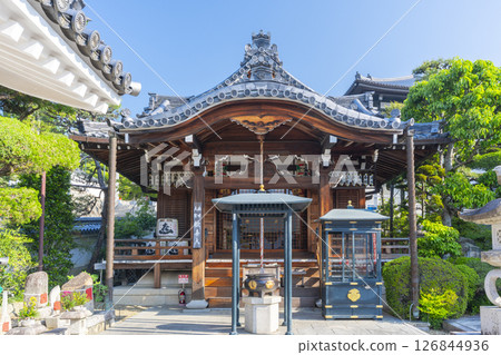 Nakayama-dera Temple, Joju-in Temple, a hall dedicated to Kangiten (Takarazuka City, Hyogo Prefecture) 126844936