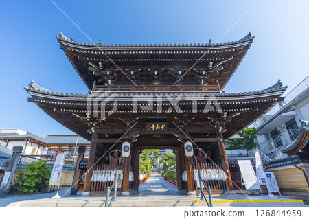 中山寺山門(兵庫郡寶塚市) 中山寺山門(兵庫郡寶塚市) 126844959